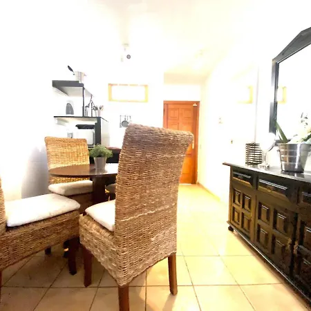 One Bedroom Parque Cattleya In Lägenhet