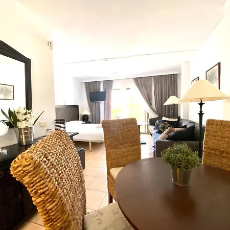 One Bedroom Parque Cattleya In Playa de las Americas (Tenerife)